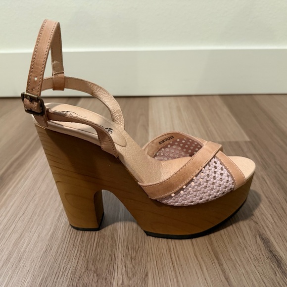 Free People Rendezvous Platforms - Picture 2 of 3